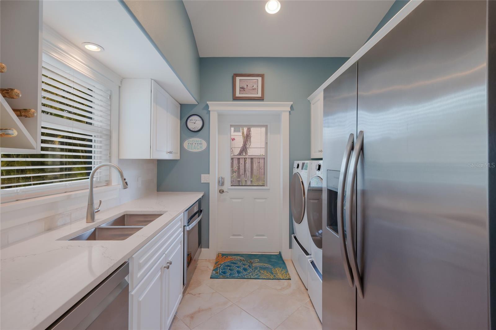 5701 CARISSA ST, HOLMES BEACH, FL, 34217