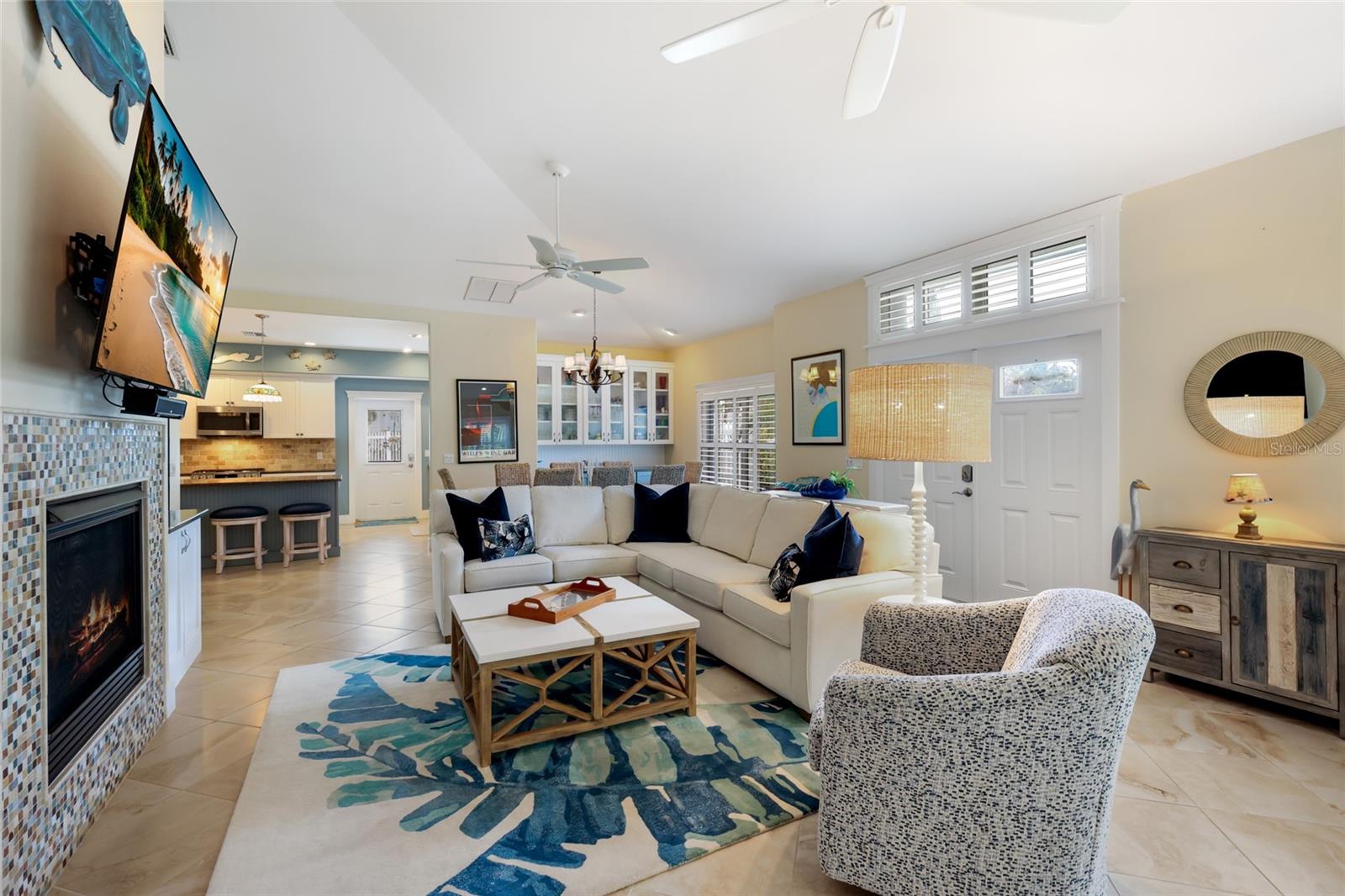 5701 CARISSA ST, HOLMES BEACH, FL, 34217