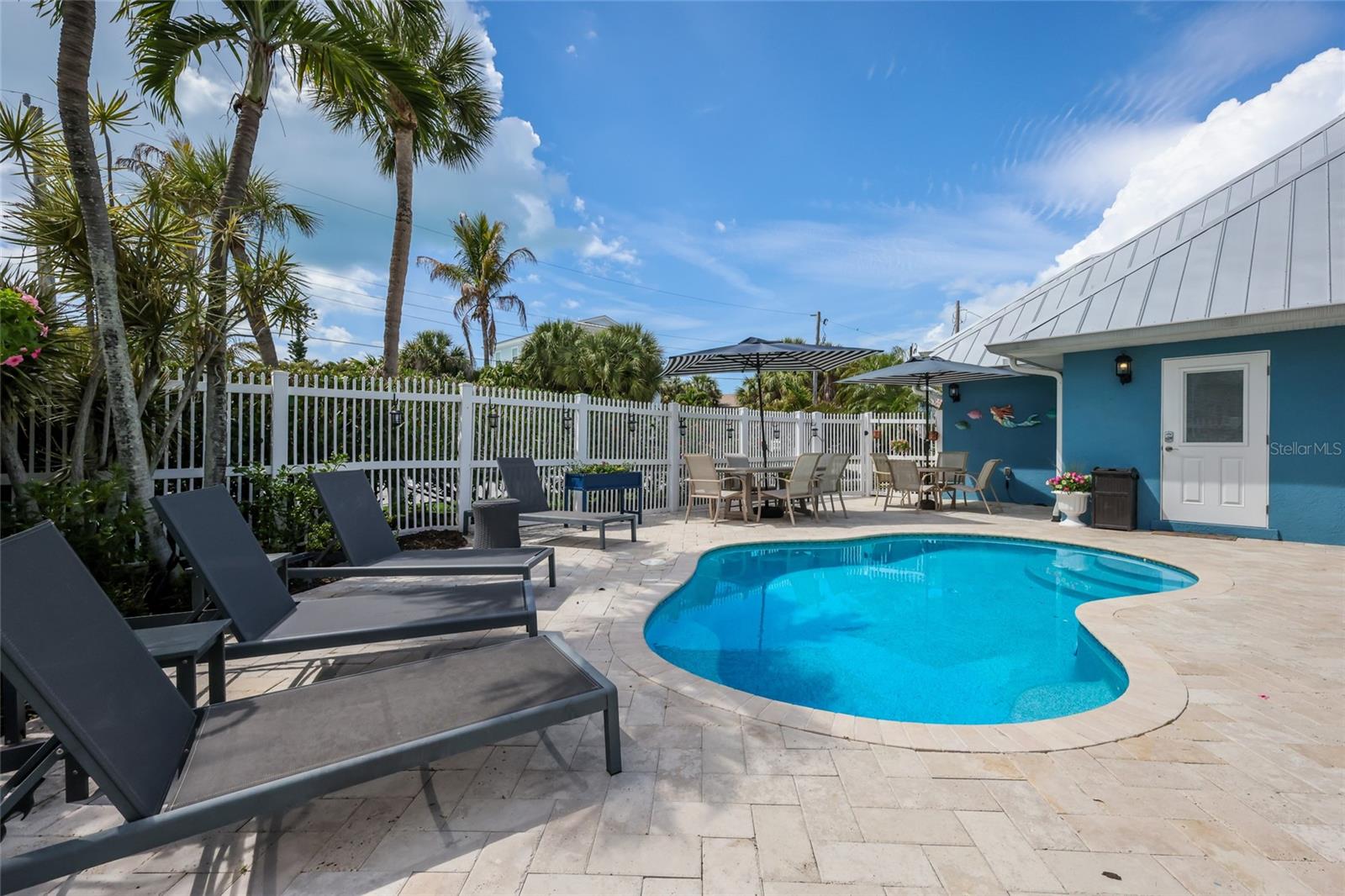 5701 CARISSA ST, HOLMES BEACH, FL, 34217