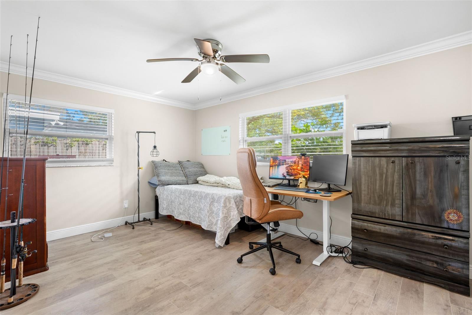 2376 FOREST DR, CLEARWATER, FL, 33763
