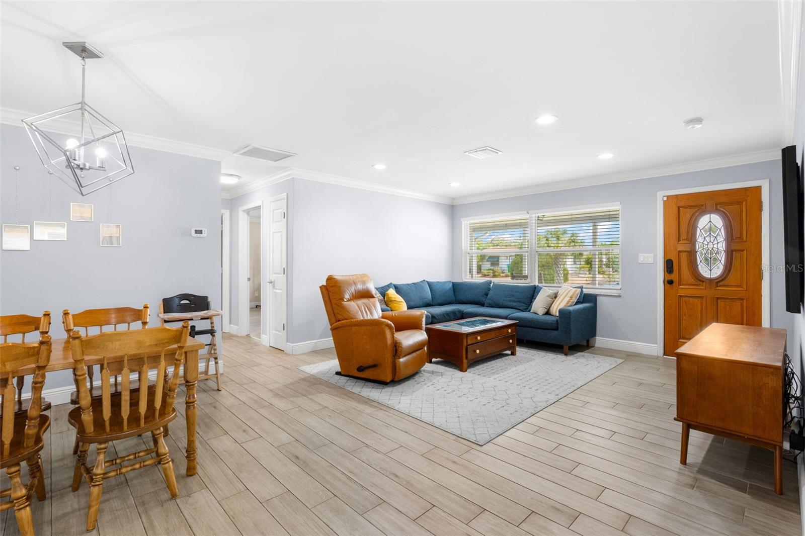 2376 FOREST DR, CLEARWATER, FL, 33763