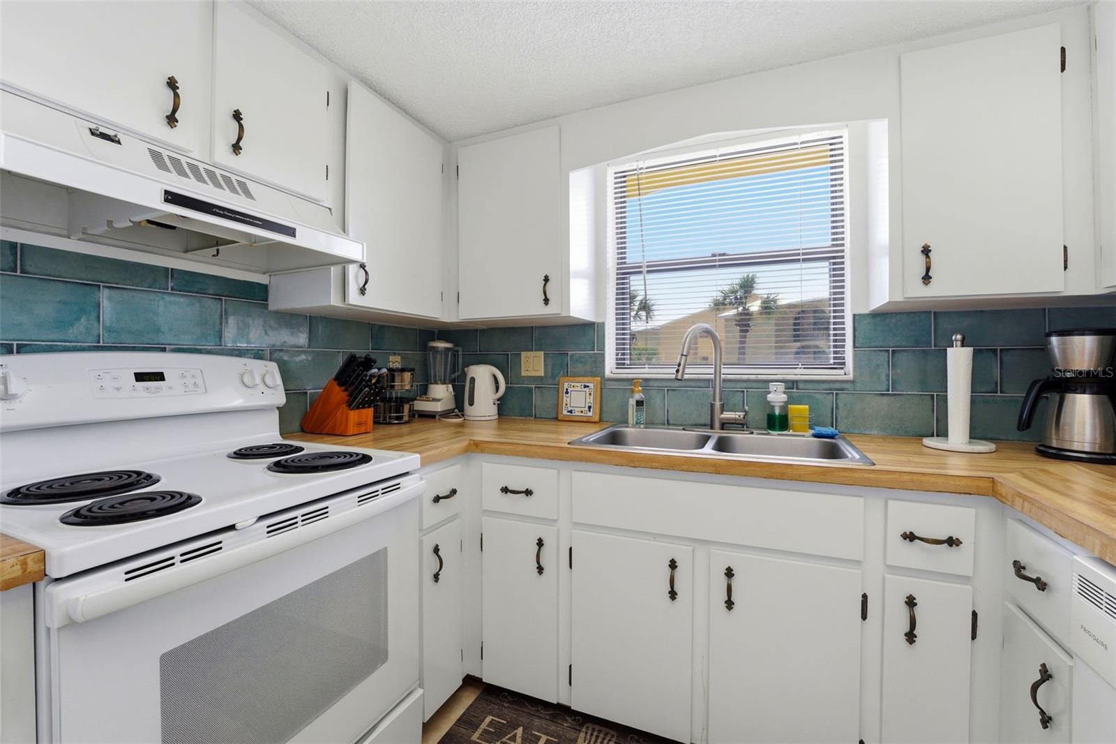 14459 RIVER BEACH DR #B 110, PORT CHARLOTTE, FL, 33953