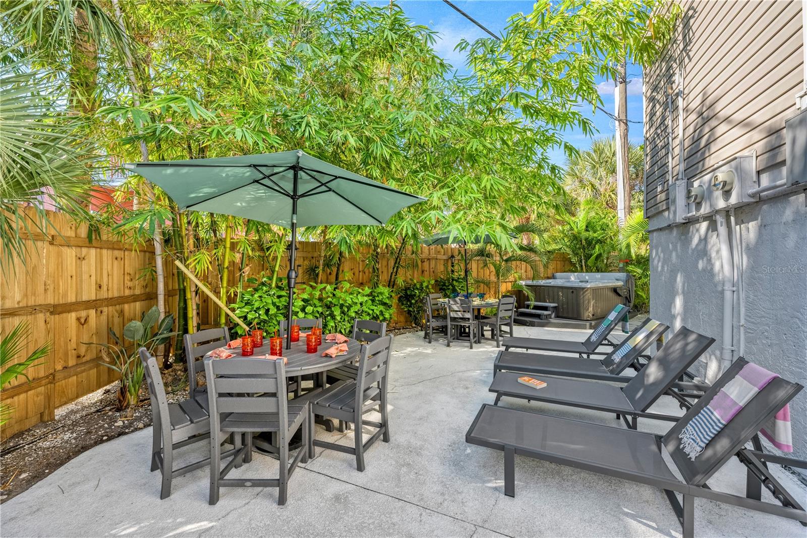 312 CANAL RD, SARASOTA, FL, 34242