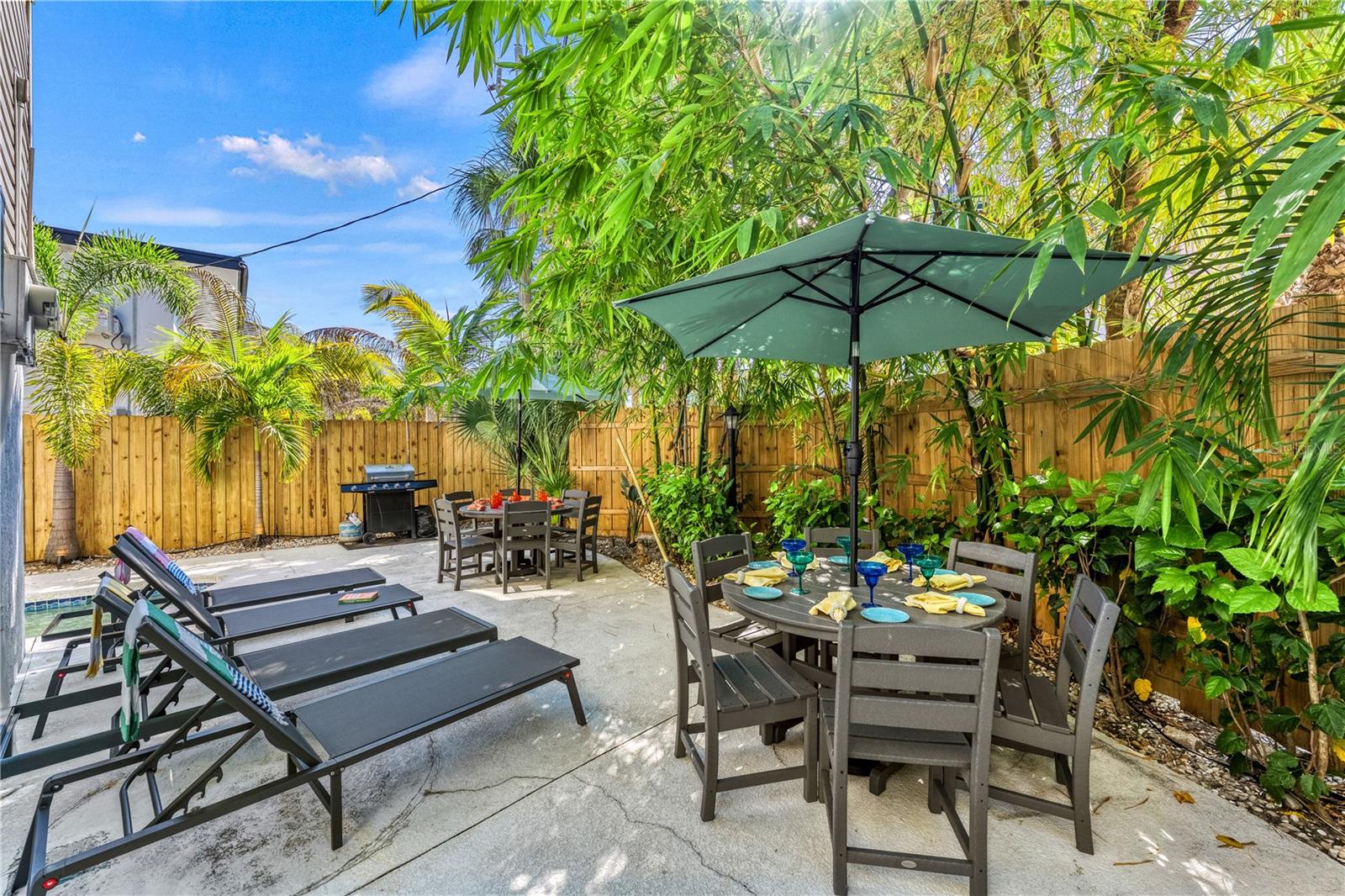 312 CANAL RD, SARASOTA, FL, 34242
