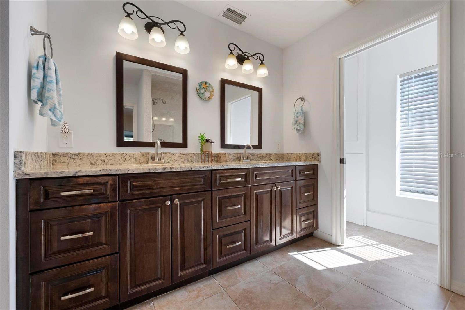 104 ALBA ST W, VENICE, FL, 34285
