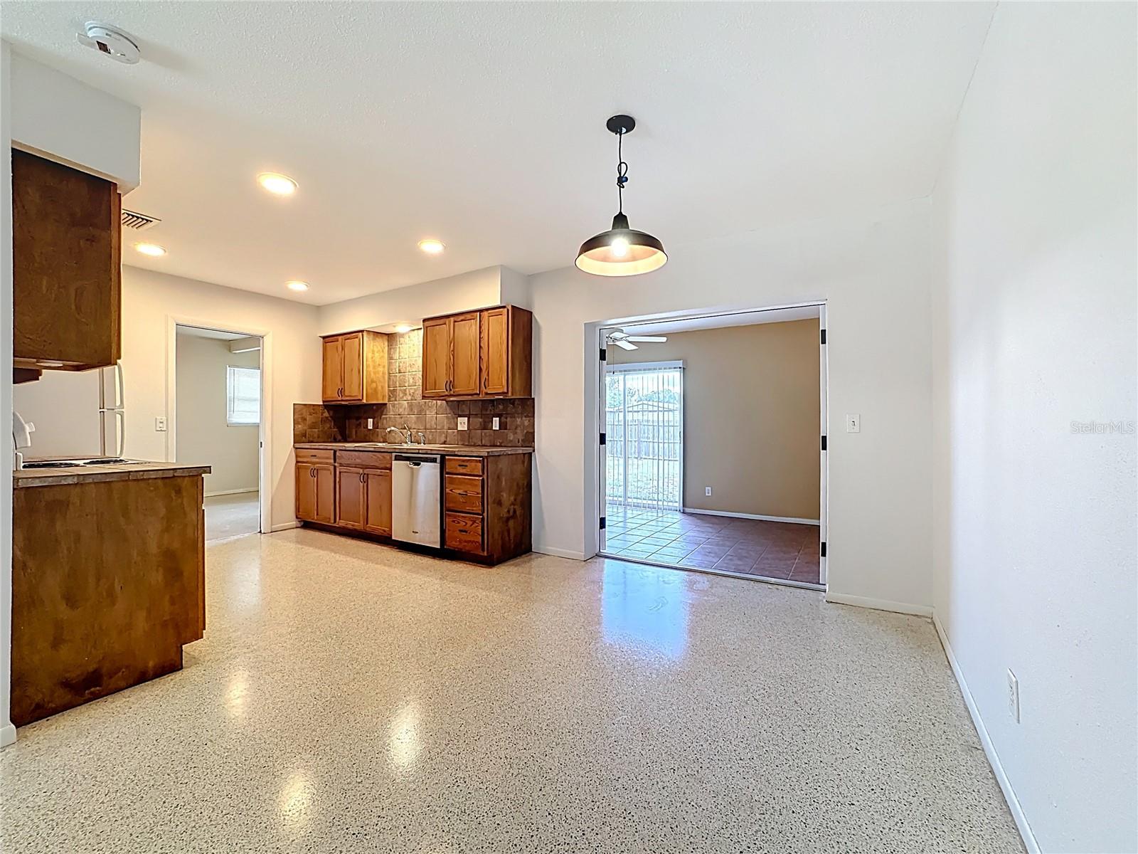 5803 21ST ST W, BRADENTON, FL, 34207