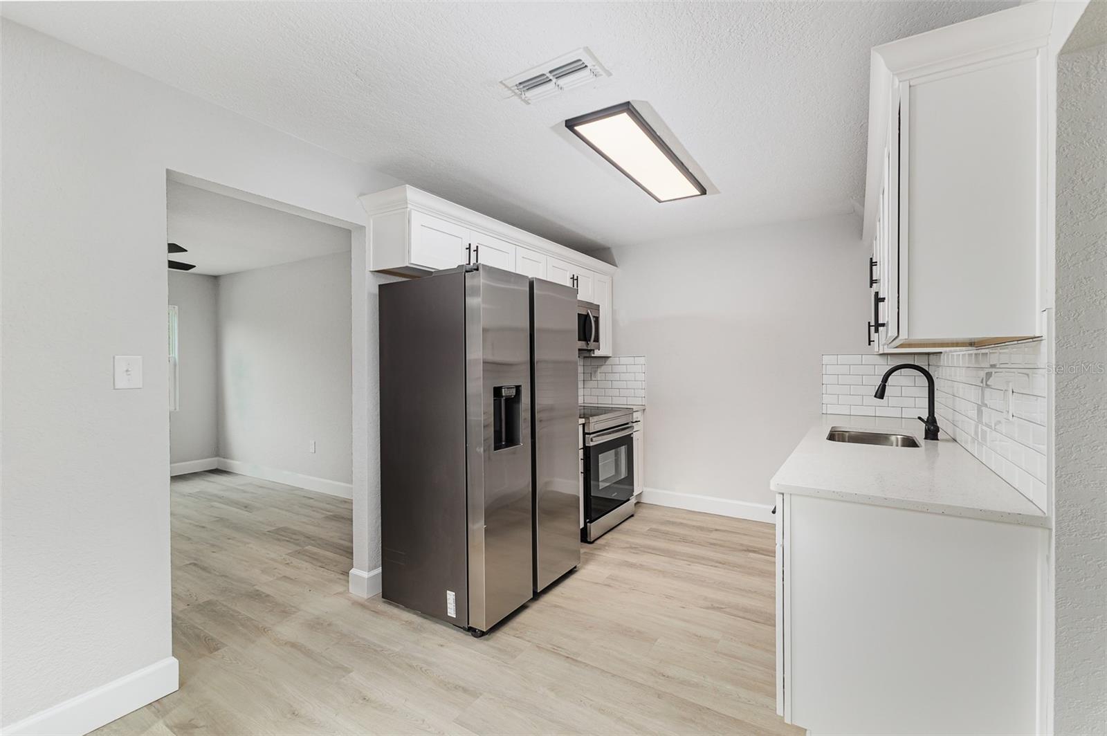 151 NW 10TH DR, MULBERRY, FL, 33860