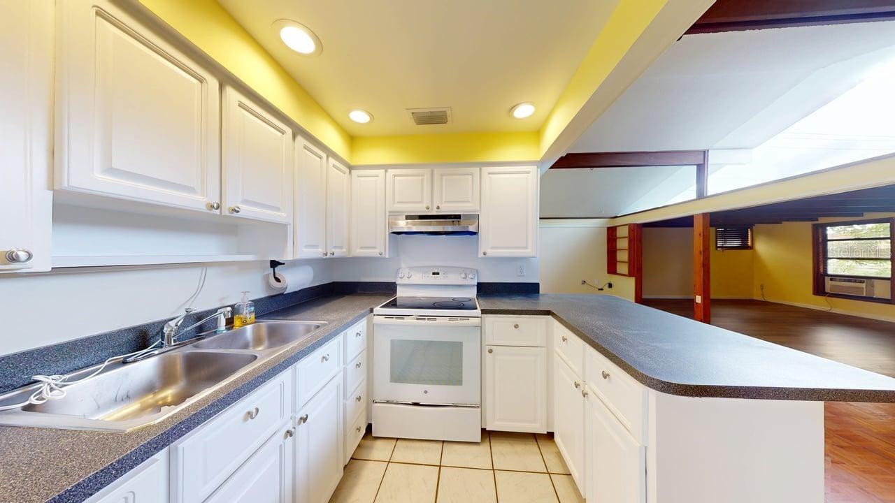 3202 21ST AVE W, BRADENTON, FL, 34205