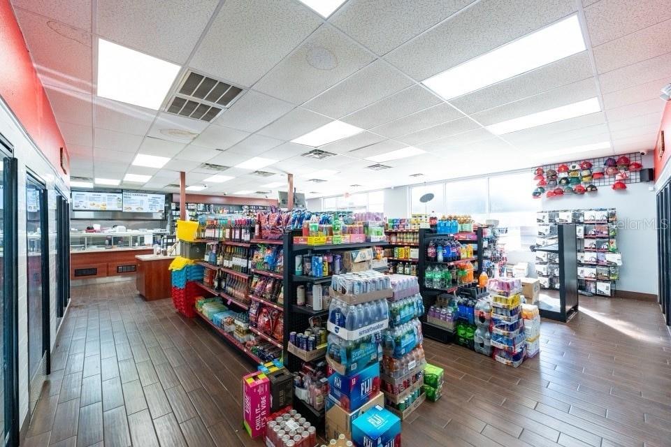 2202 E BEARSS AVE, TAMPA, FL, 33613