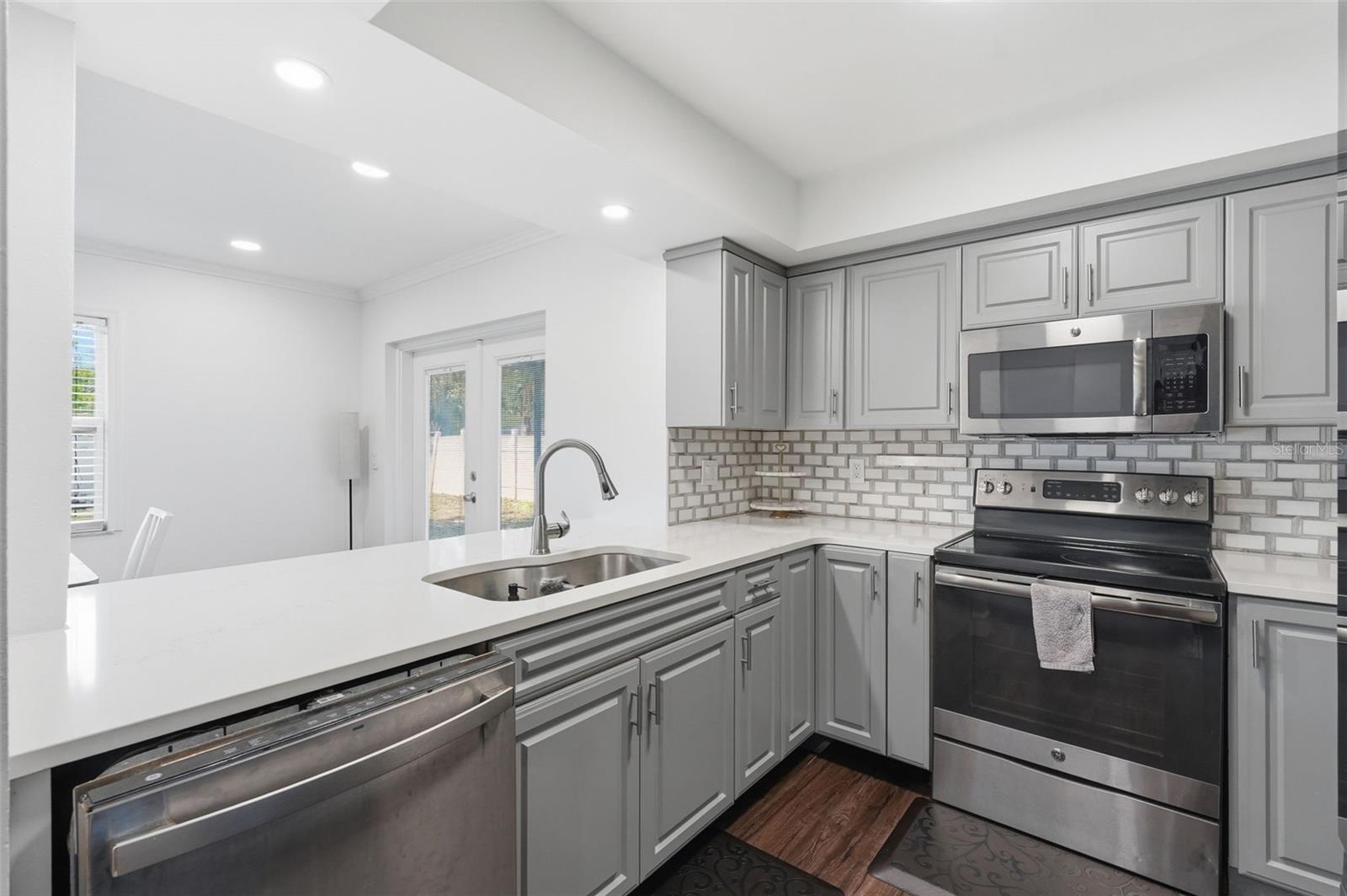 2314 LANDON TER, PALM HARBOR, FL, 34683