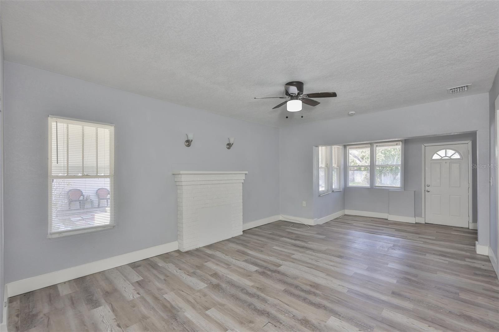 4736 5TH AVE S, ST PETERSBURG, FL, 33711