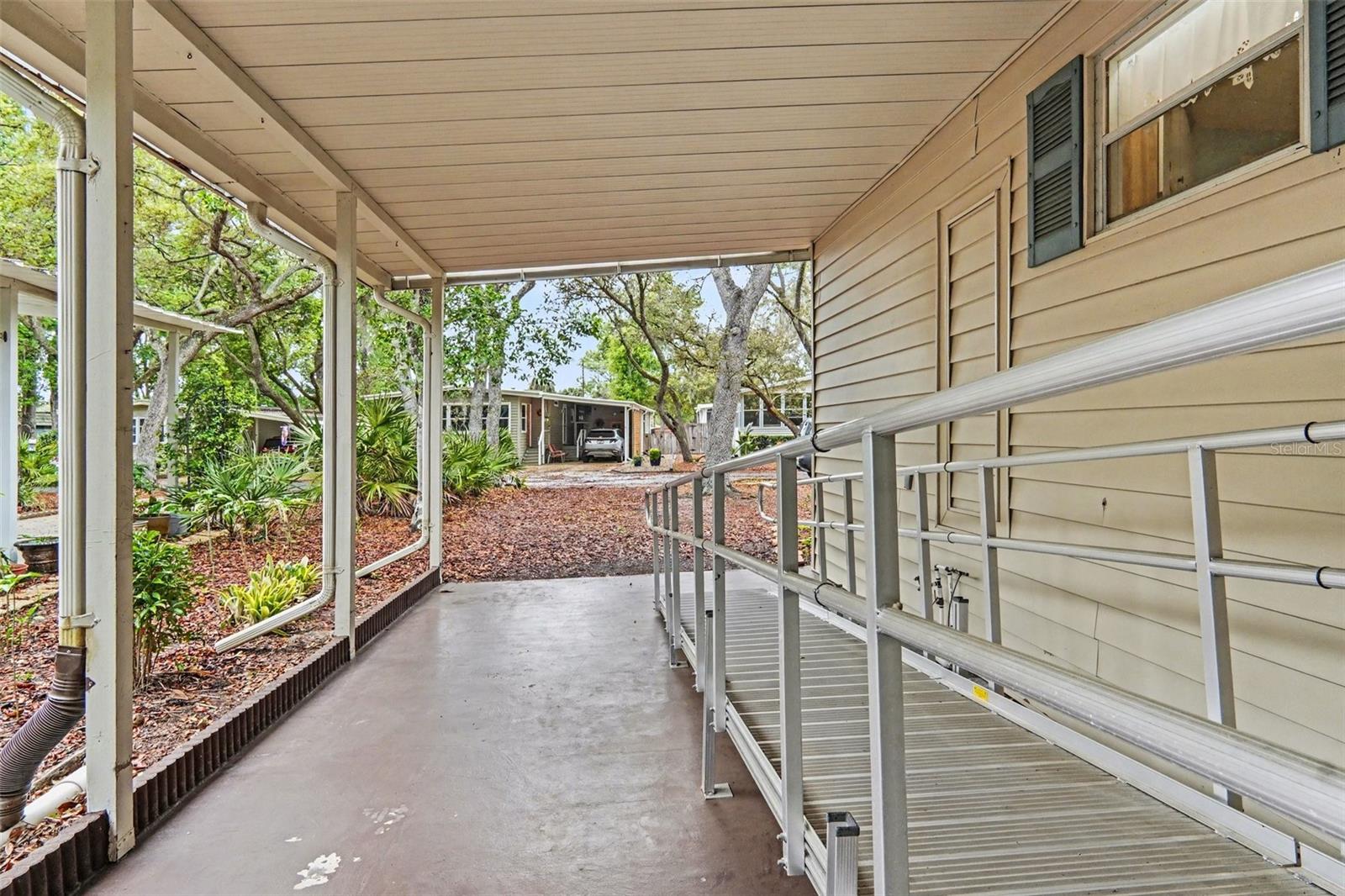 406 N PLANTATION BLVD, LAKE MARY, FL, 32746