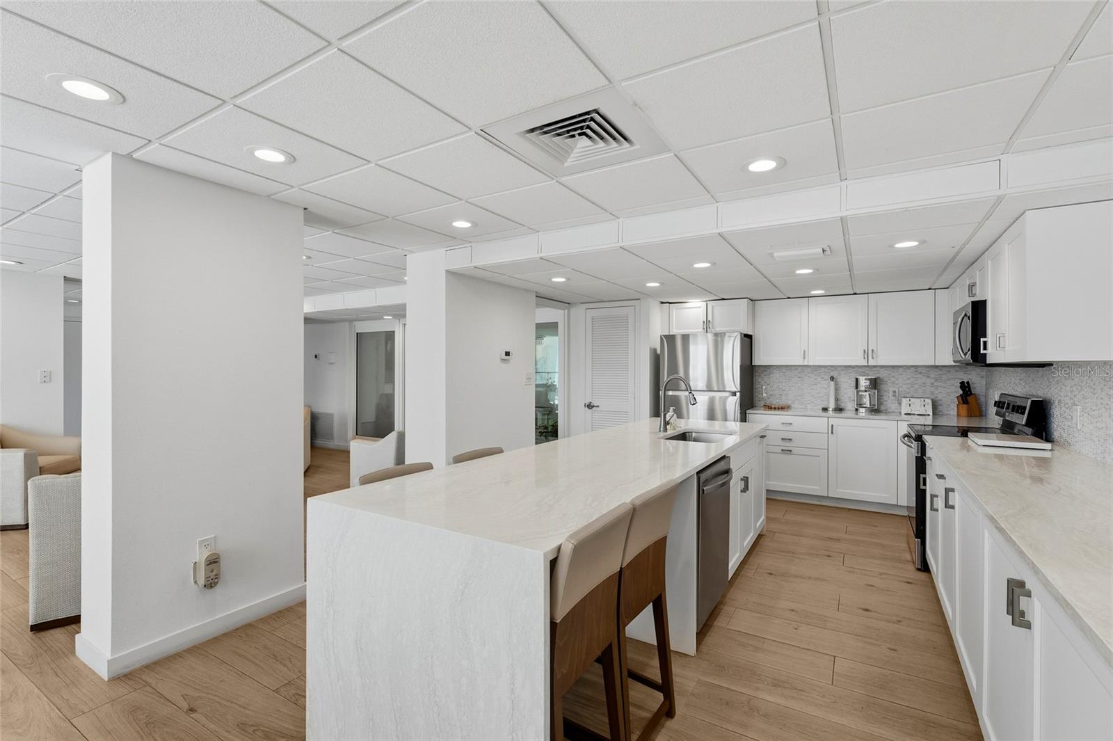 3240 GULF OF MEXICO DR #B104, LONGBOAT KEY, FL, 34228