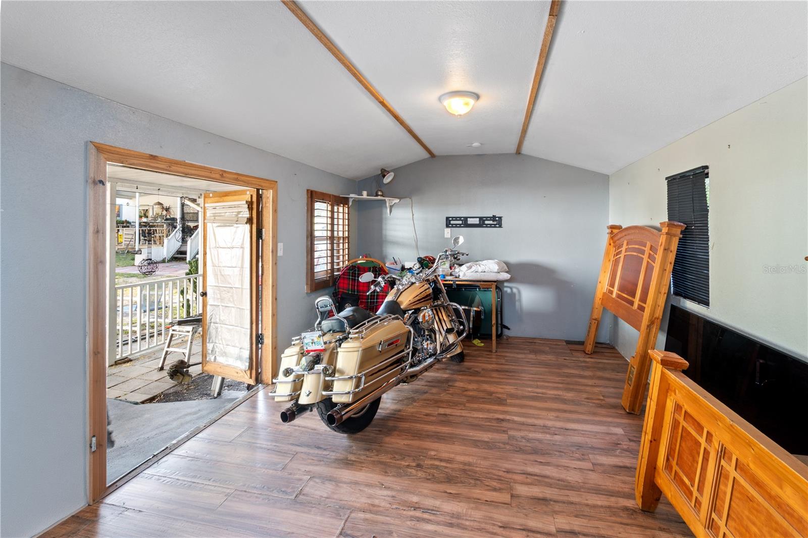 270 W MCCLENDON ST, LADY LAKE, FL, 32159