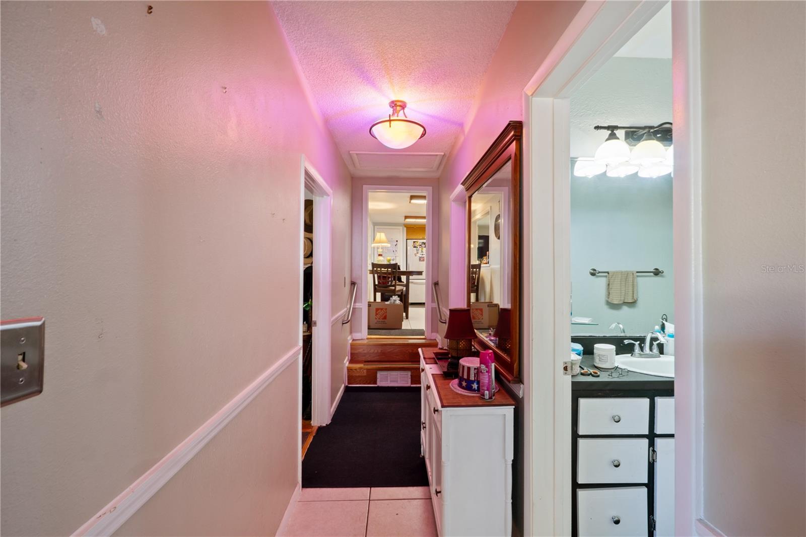 270 W MCCLENDON ST, LADY LAKE, FL, 32159