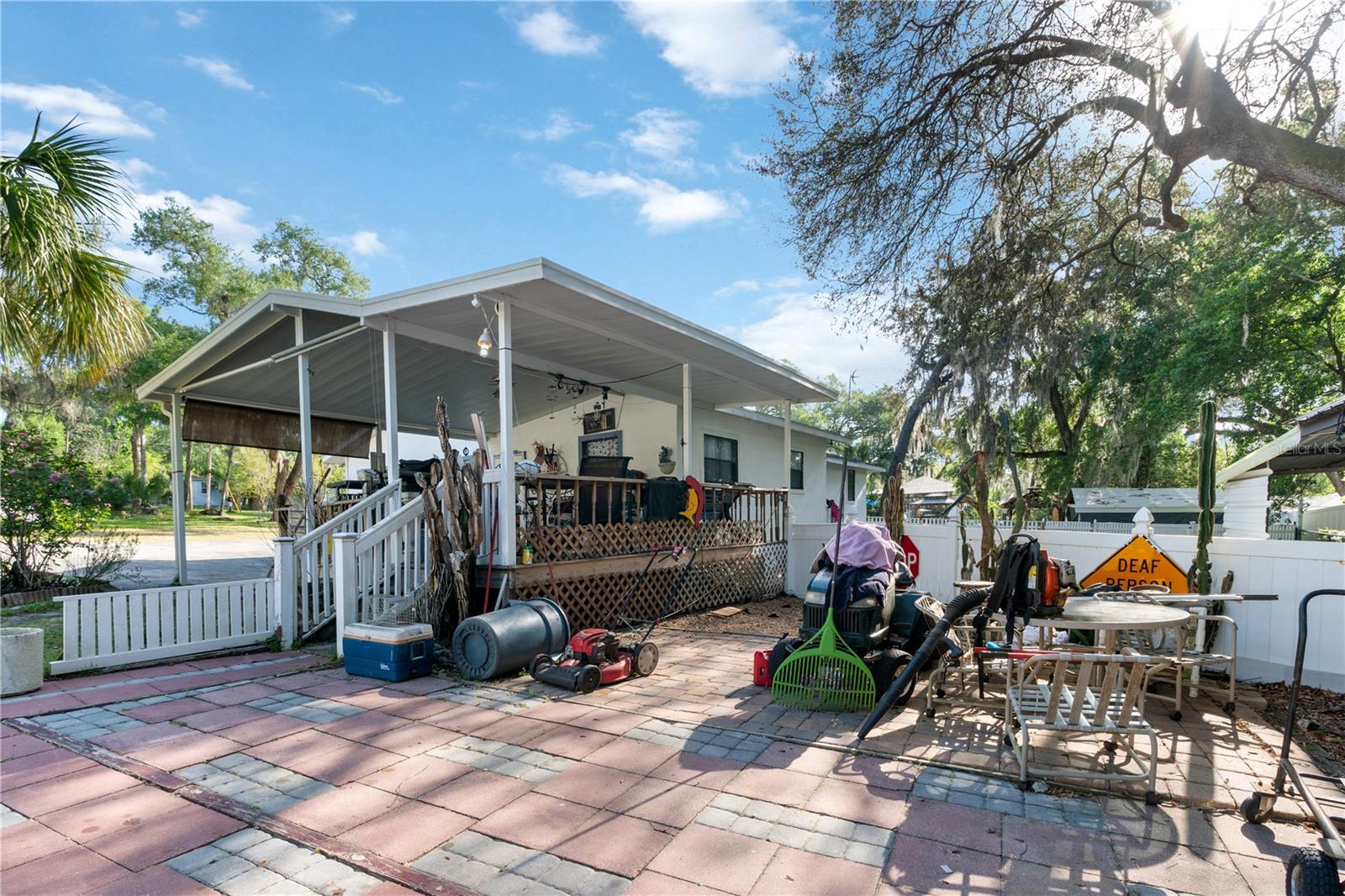 270 W MCCLENDON ST, LADY LAKE, FL, 32159