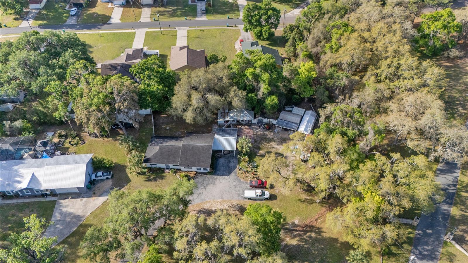 270 W MCCLENDON ST, LADY LAKE, FL, 32159