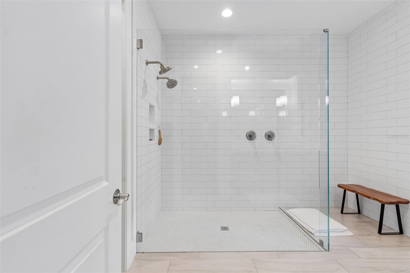 17001 MIDAS LN, LUTZ, FL, 33549