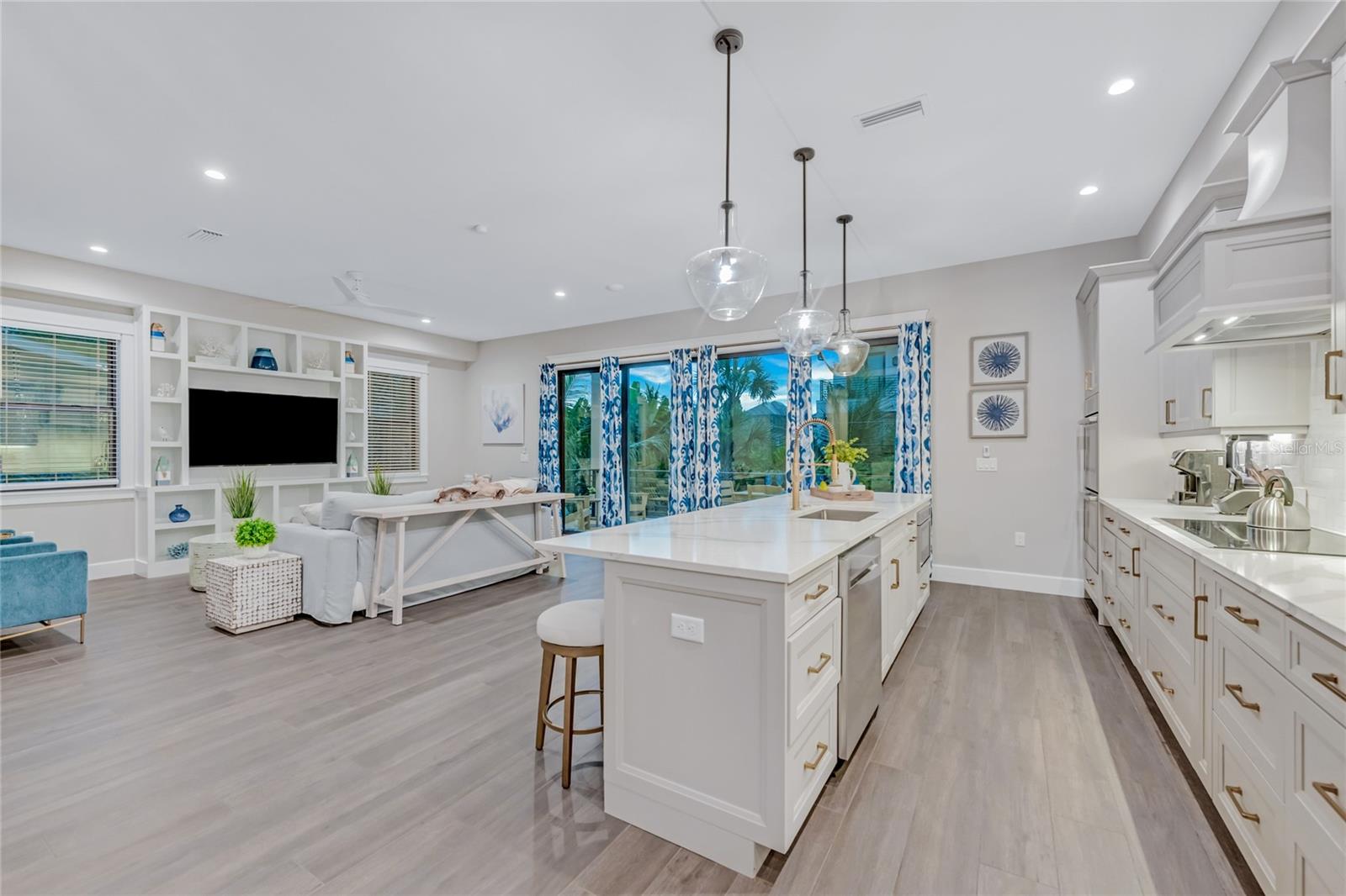 209 GARFIELD DR, SARASOTA, FL, 34236