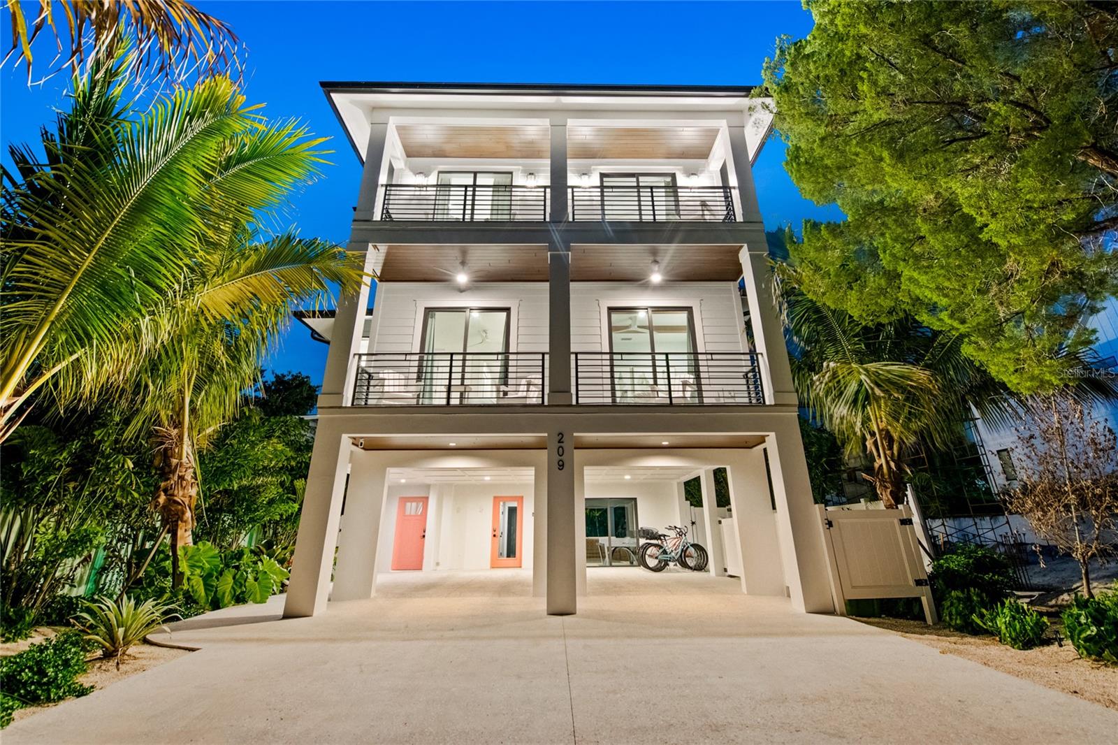 209 GARFIELD DR, SARASOTA, FL, 34236