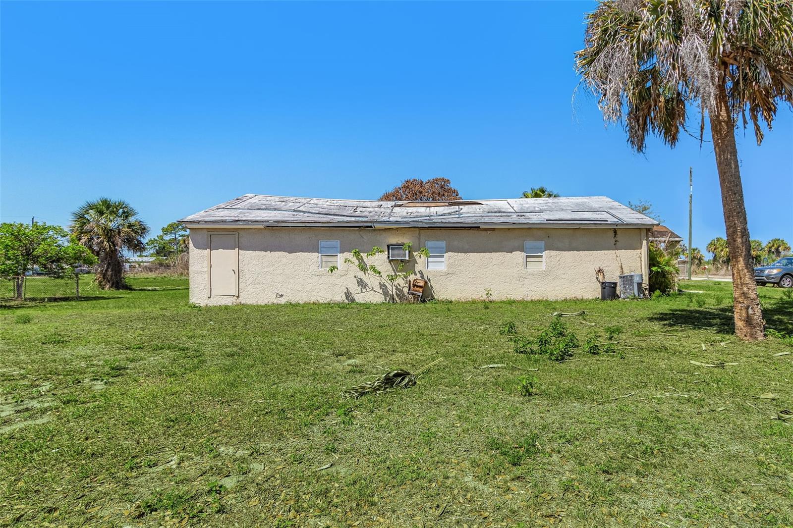 23090 RAILROAD AVE, ALVA, FL, 33920