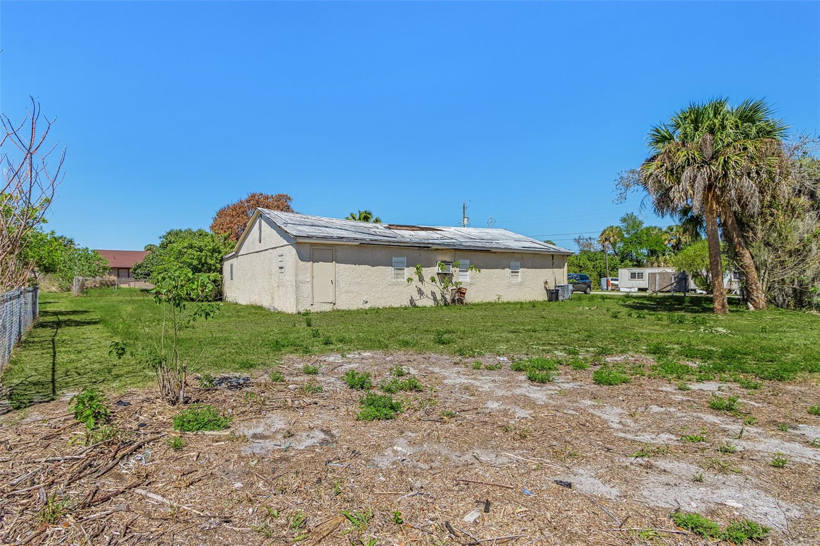 23090 RAILROAD AVE, ALVA, FL, 33920