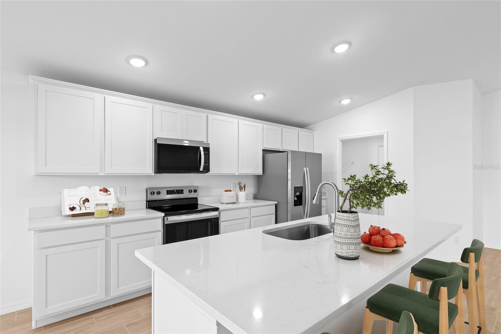 204 BERTHOUD ST, PORT CHARLOTTE, FL, 33953