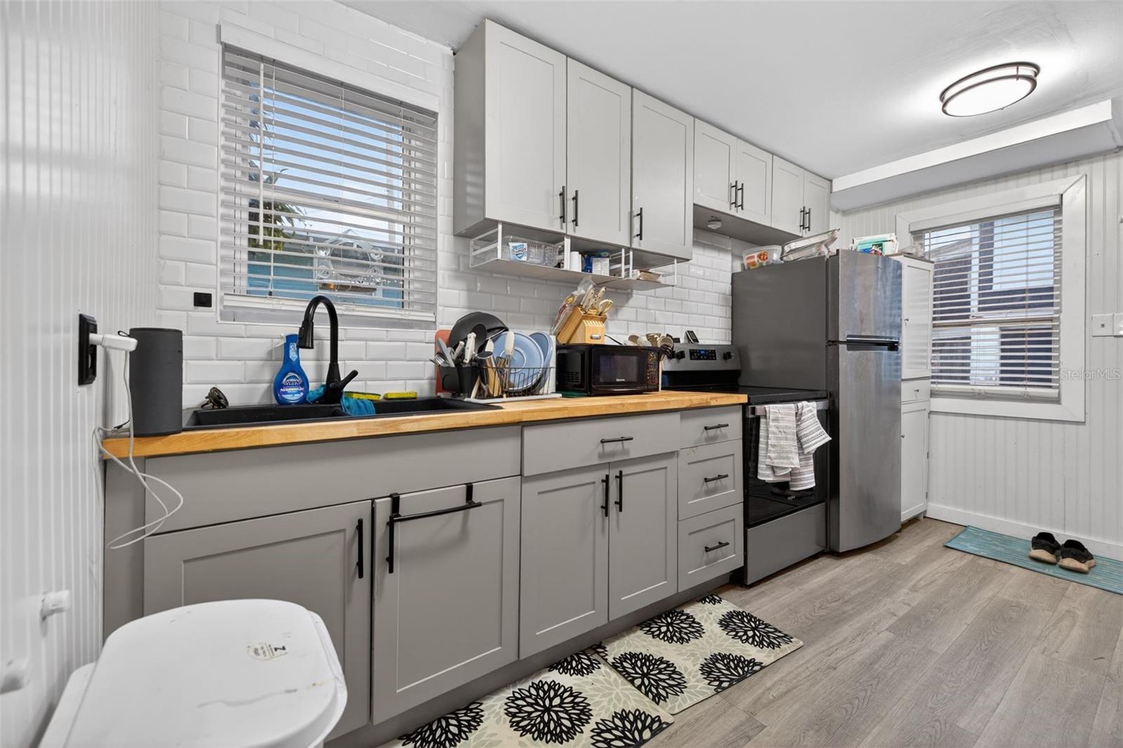 540 1/2 7TH AVE N, ST PETERSBURG, FL, 33701