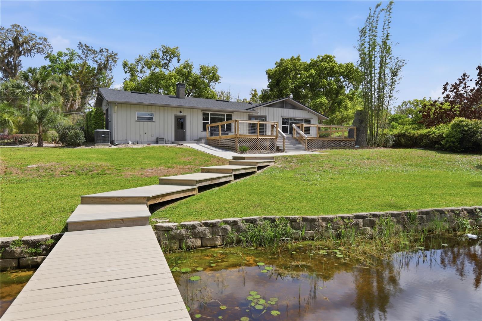 940 N KEPLER RD, DELAND, FL, 32724