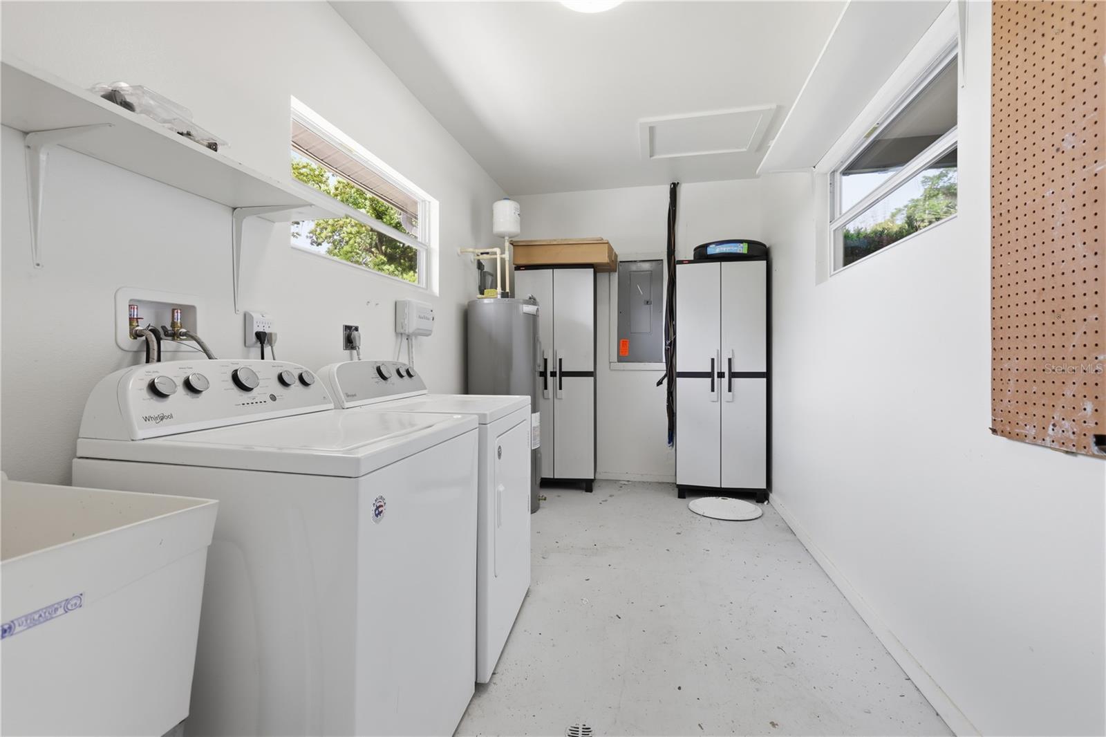 940 N KEPLER RD, DELAND, FL, 32724