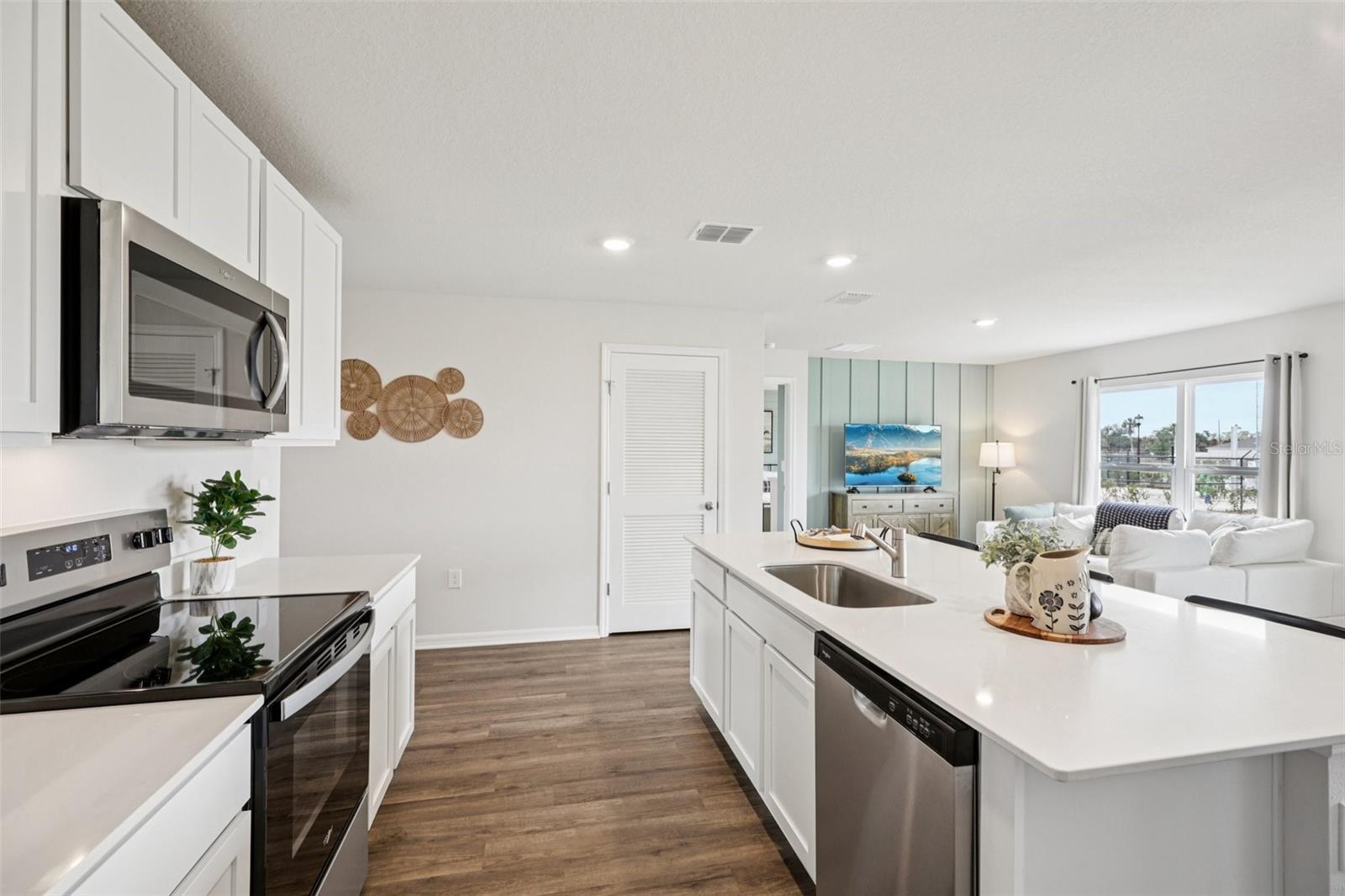 734 GREENWAY BLVD, LAKE WALES, FL, 33859