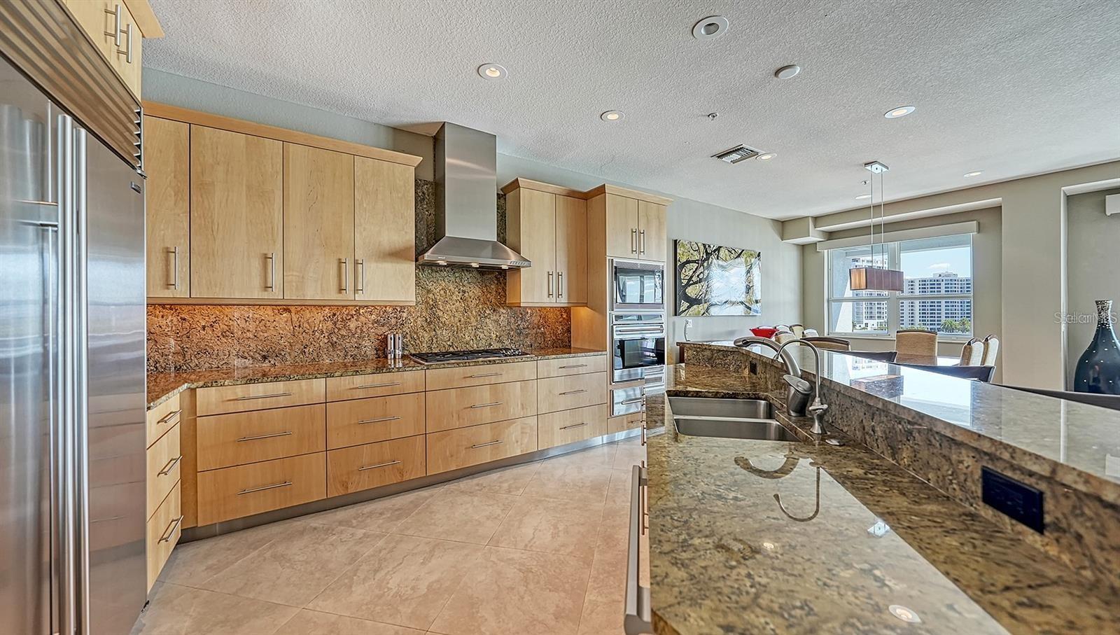 650 GOLDEN GATE PT #602, SARASOTA, FL, 34236