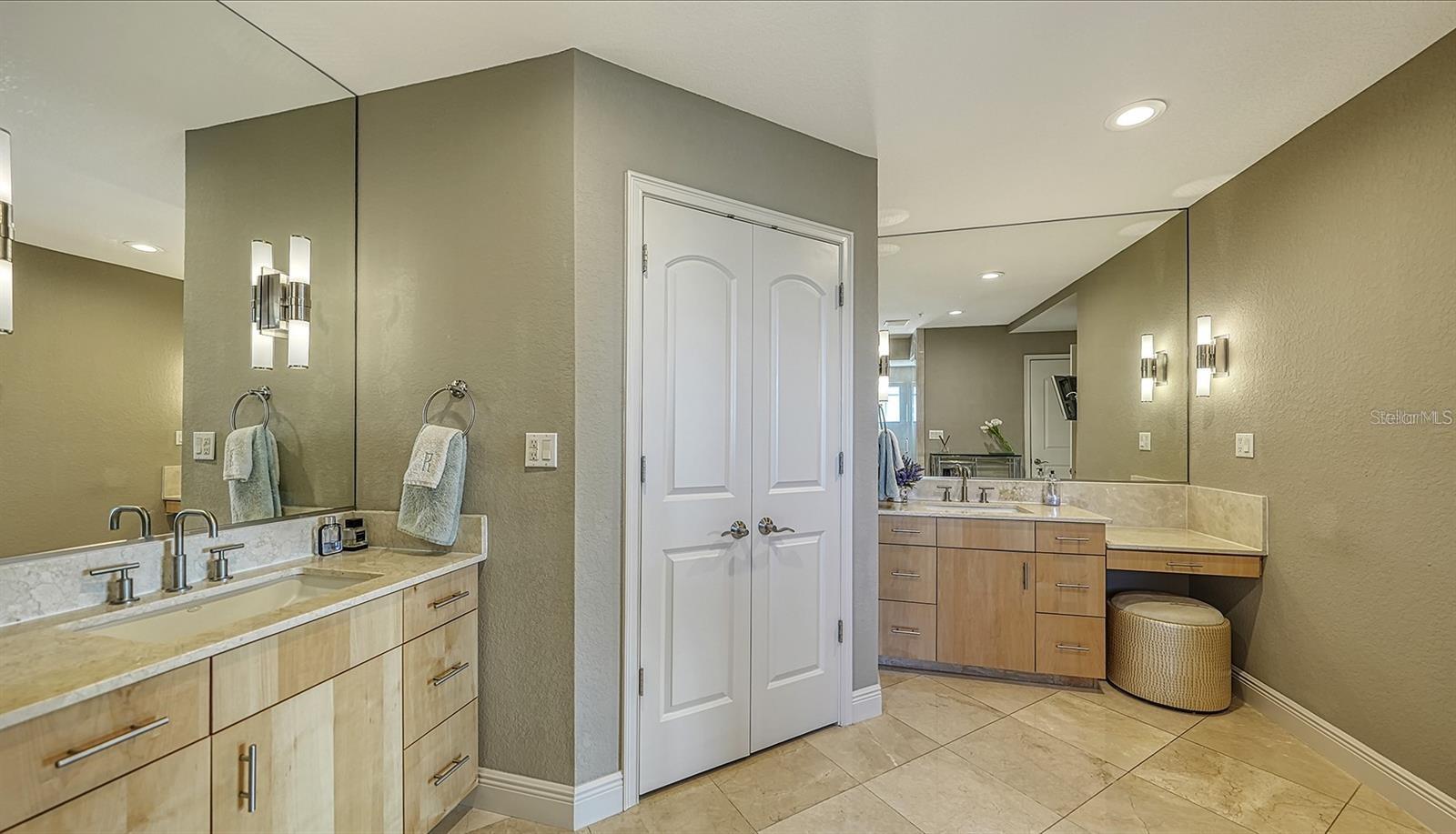 650 GOLDEN GATE PT #602, SARASOTA, FL, 34236
