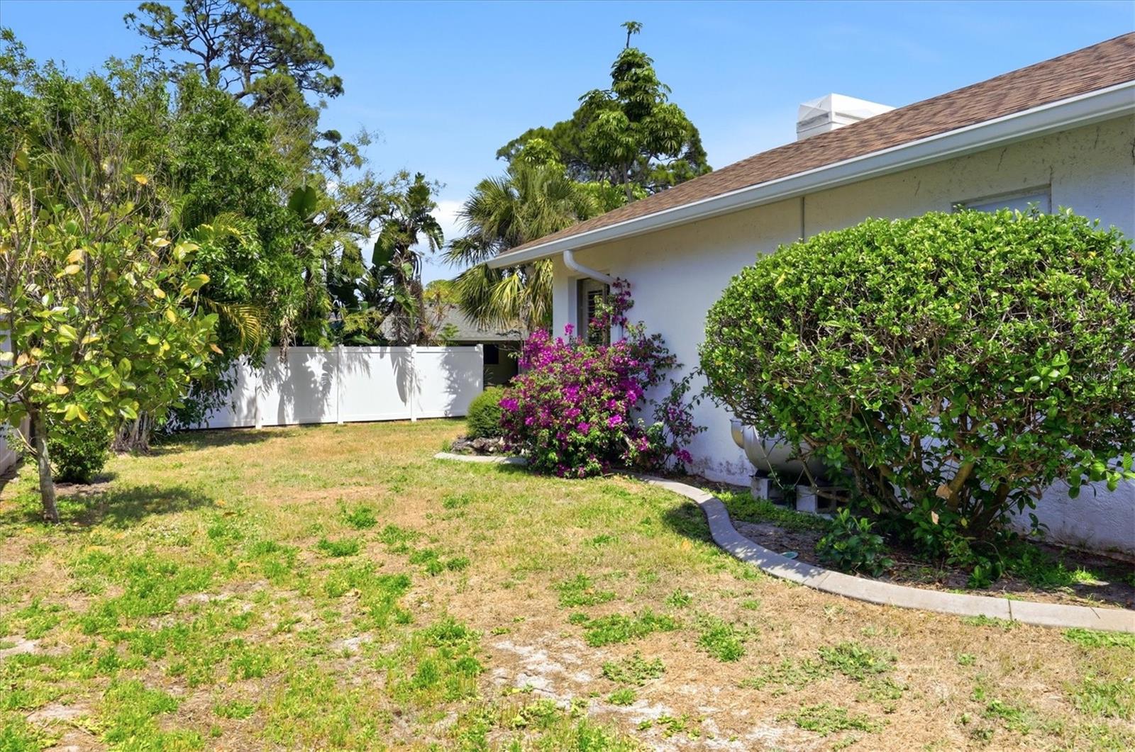 3508 AVENIDA MADERA, BRADENTON, FL, 34210