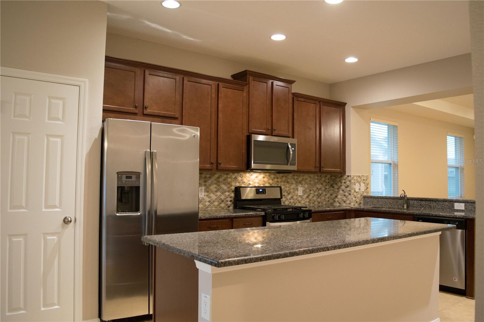 8112 SUMMERLAKE GROVES ST, WINTER GARDEN, FL, 34787