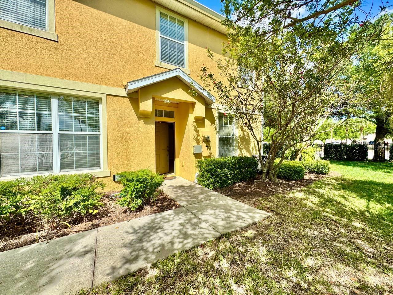 6713 BREEZY PALM DR, RIVERVIEW, FL, 33578