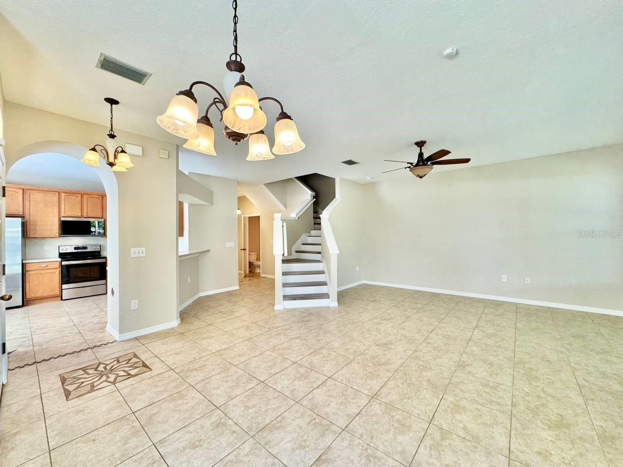 6713 BREEZY PALM DR, RIVERVIEW, FL, 33578