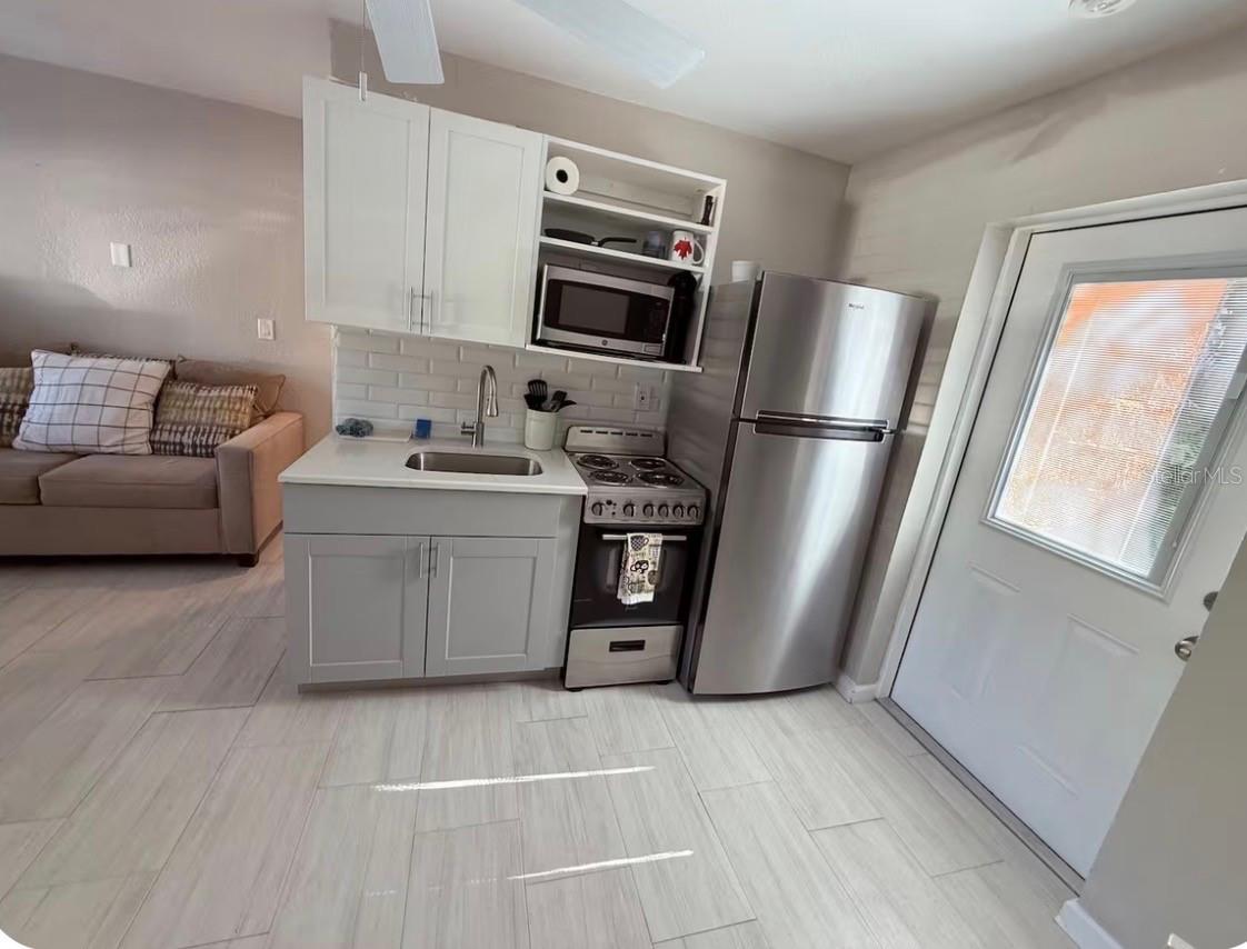 1214 BAY PINE BLVD #B, INDIAN ROCKS BEACH, FL, 33785