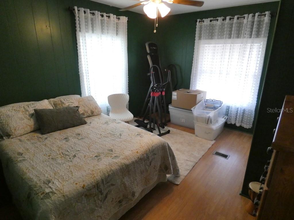 9790 66TH ST N #100, PINELLAS PARK, FL, 33782