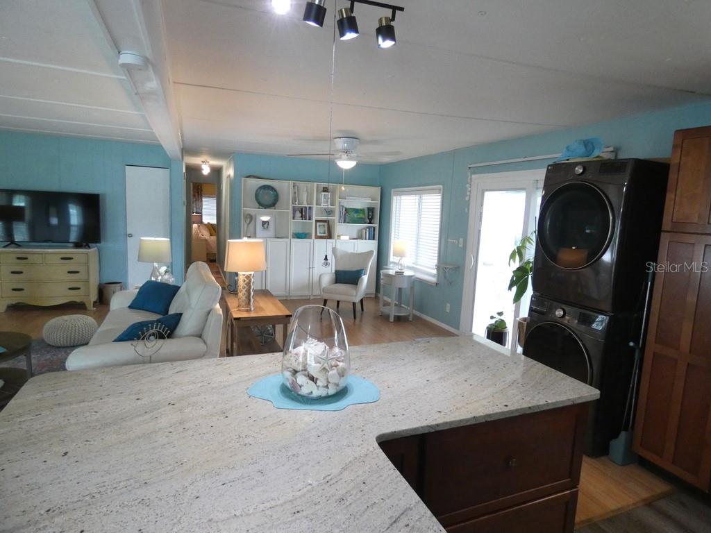 9790 66TH ST N #100, PINELLAS PARK, FL, 33782