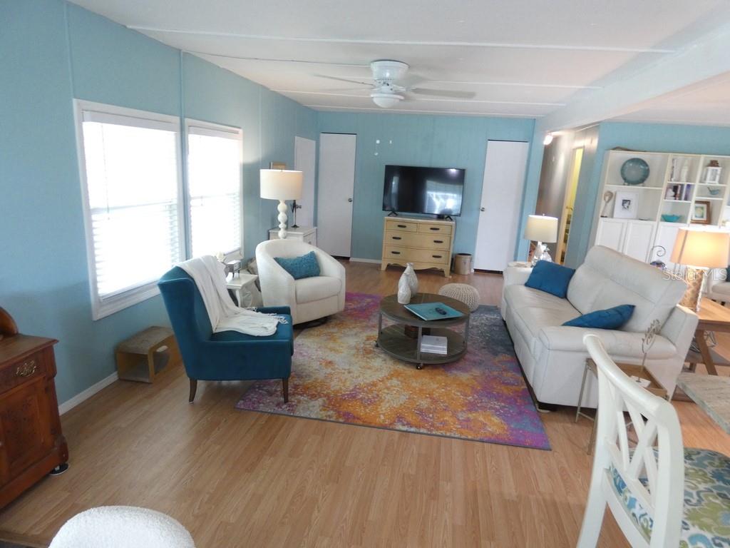 9790 66TH ST N #100, PINELLAS PARK, FL, 33782