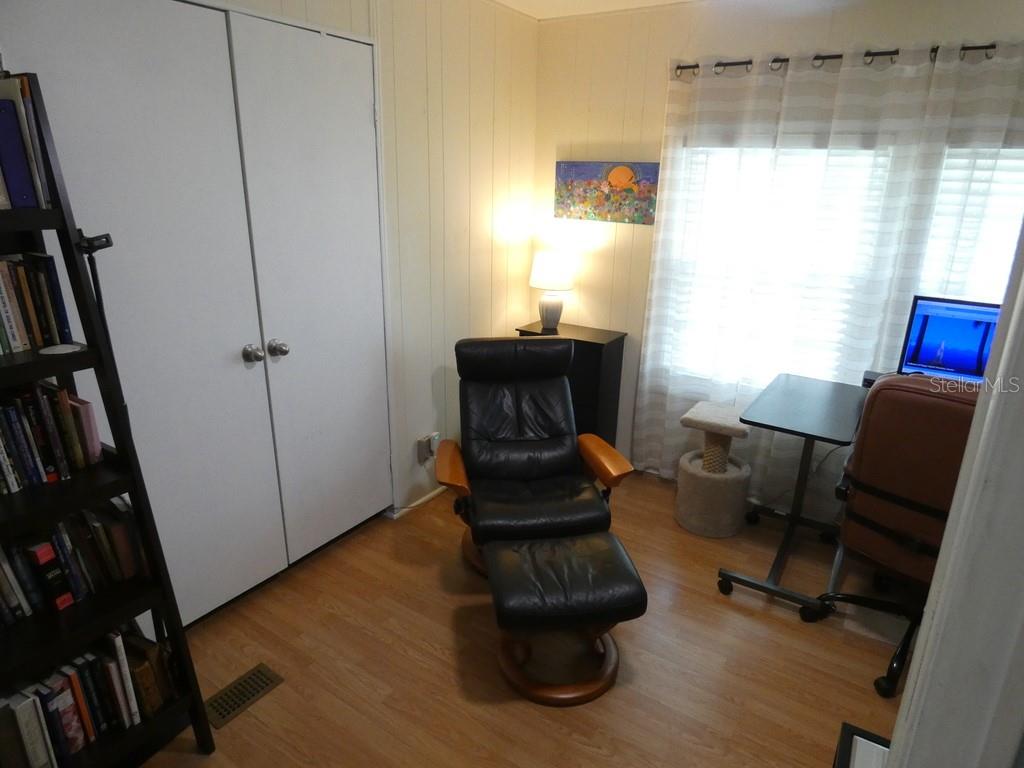 9790 66TH ST N #100, PINELLAS PARK, FL, 33782