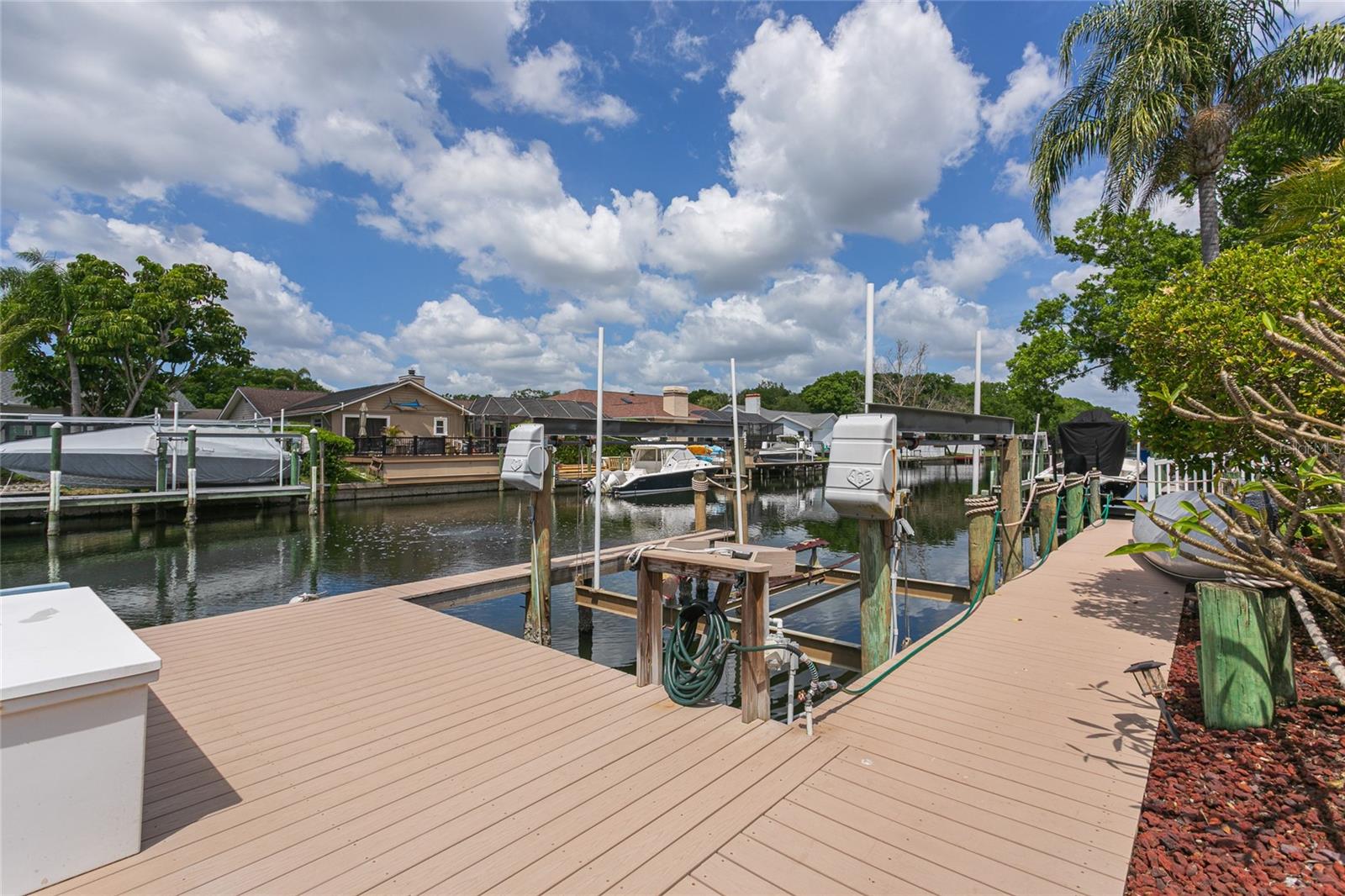 6104 SCHOONER WAY, TAMPA, FL, 33615