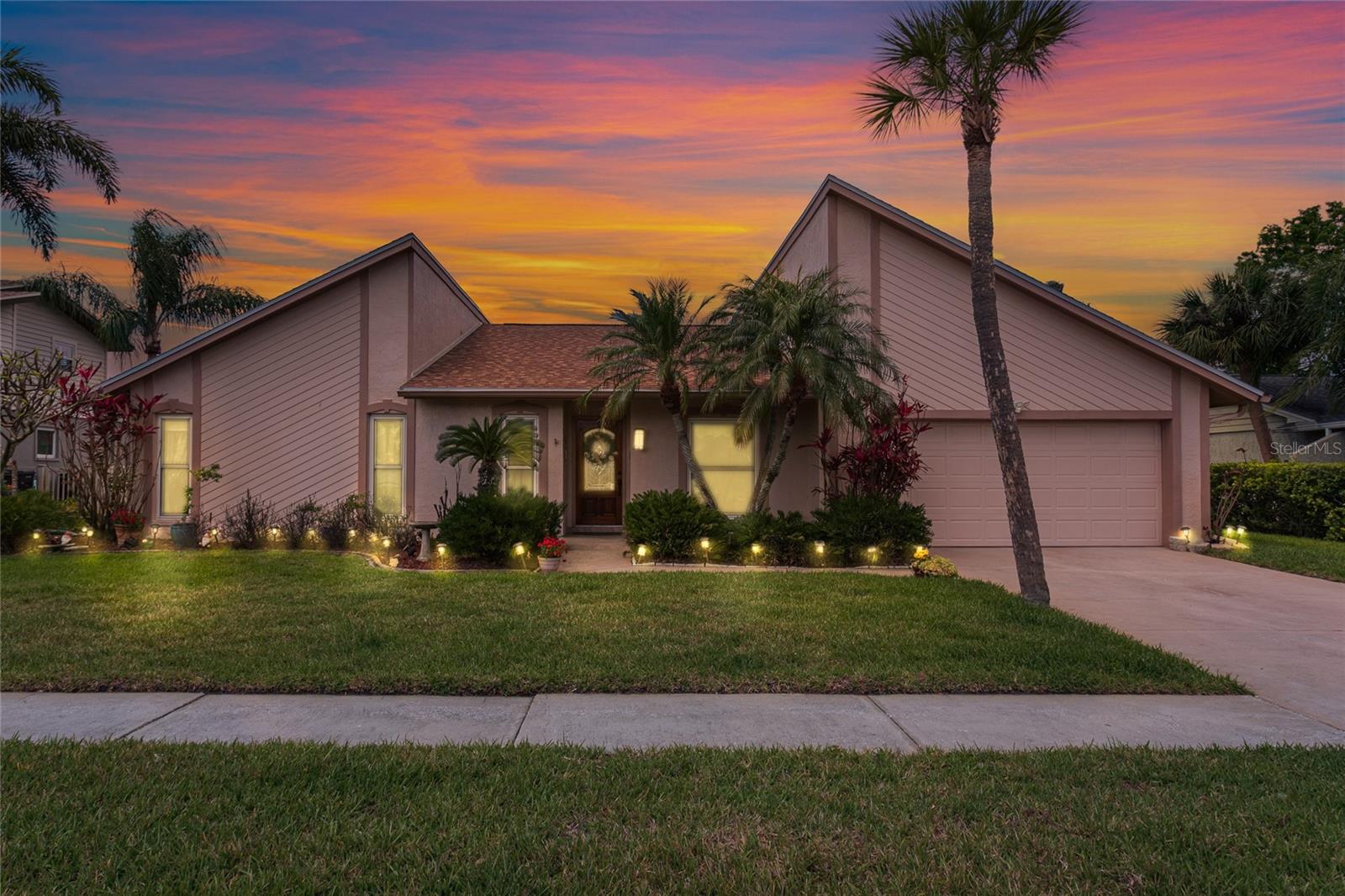 6104 SCHOONER WAY, TAMPA, FL, 33615