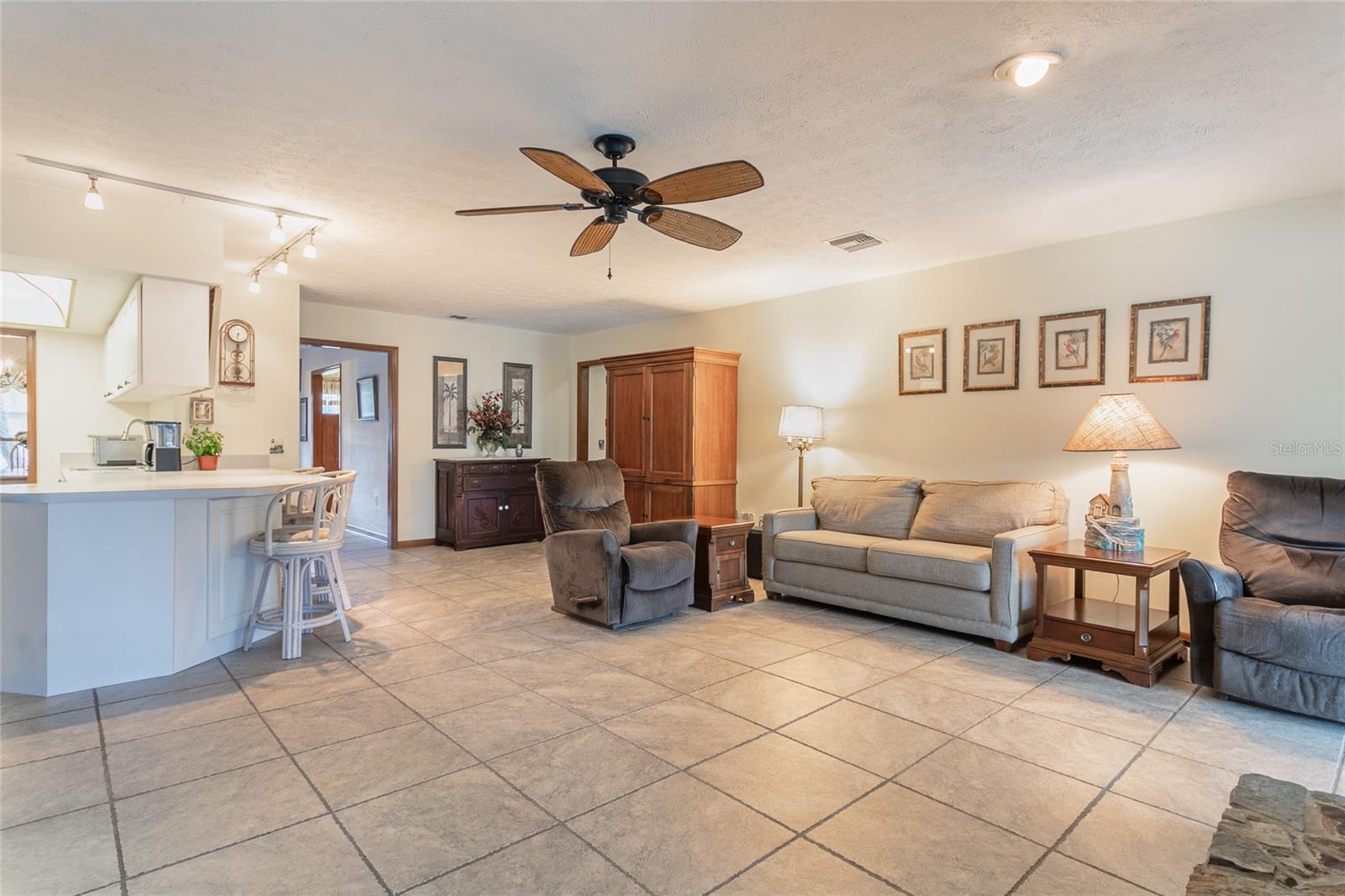 6104 SCHOONER WAY, TAMPA, FL, 33615