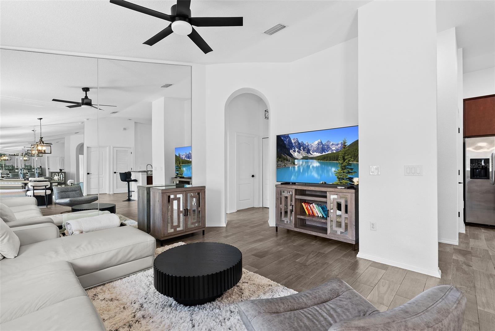 7001 INTERBAY BLVD #247, TAMPA, FL, 33616