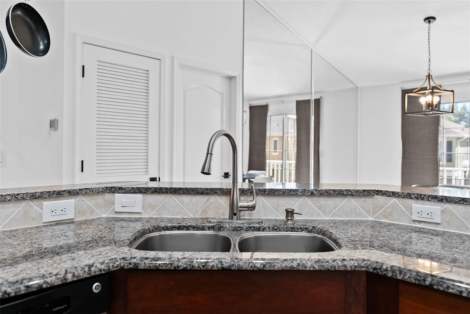 7001 INTERBAY BLVD #247, TAMPA, FL, 33616