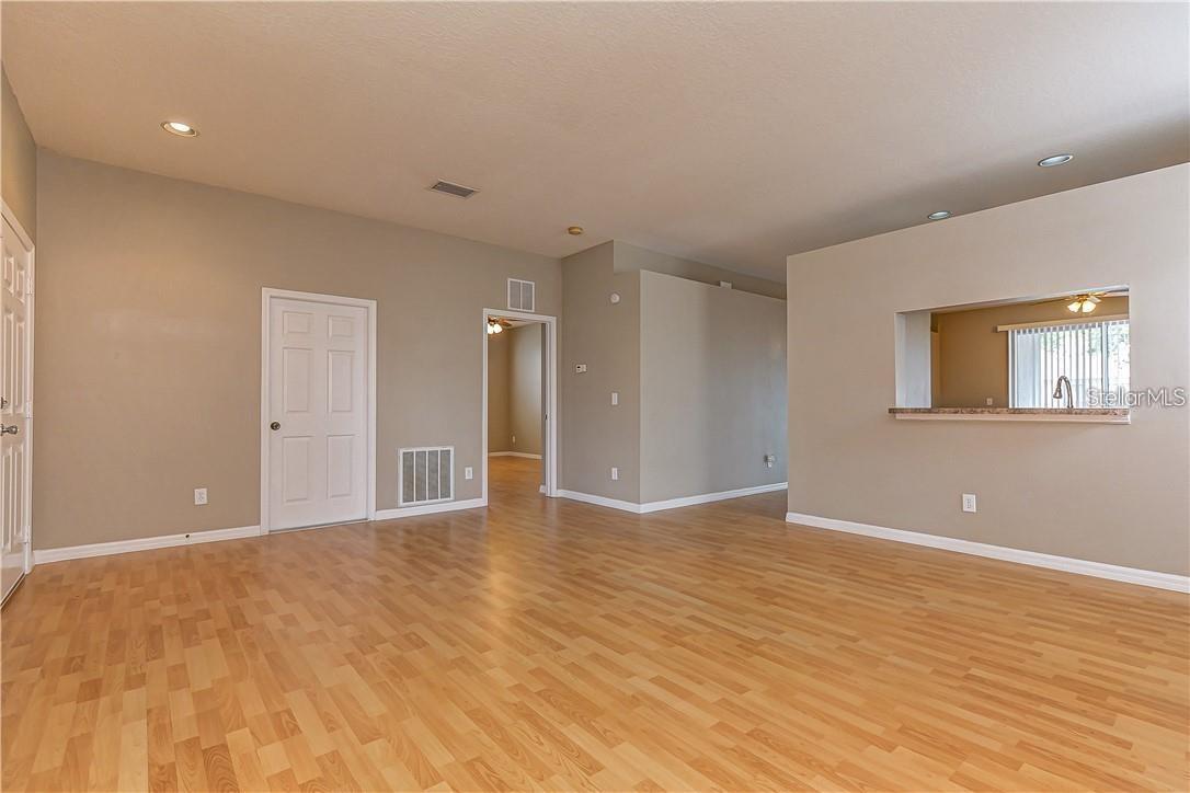 4732 RED PINE WAY, WESLEY CHAPEL, FL, 33545