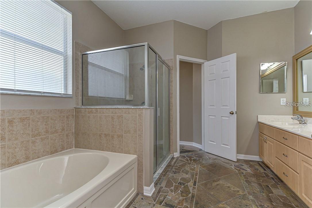 4732 RED PINE WAY, WESLEY CHAPEL, FL, 33545