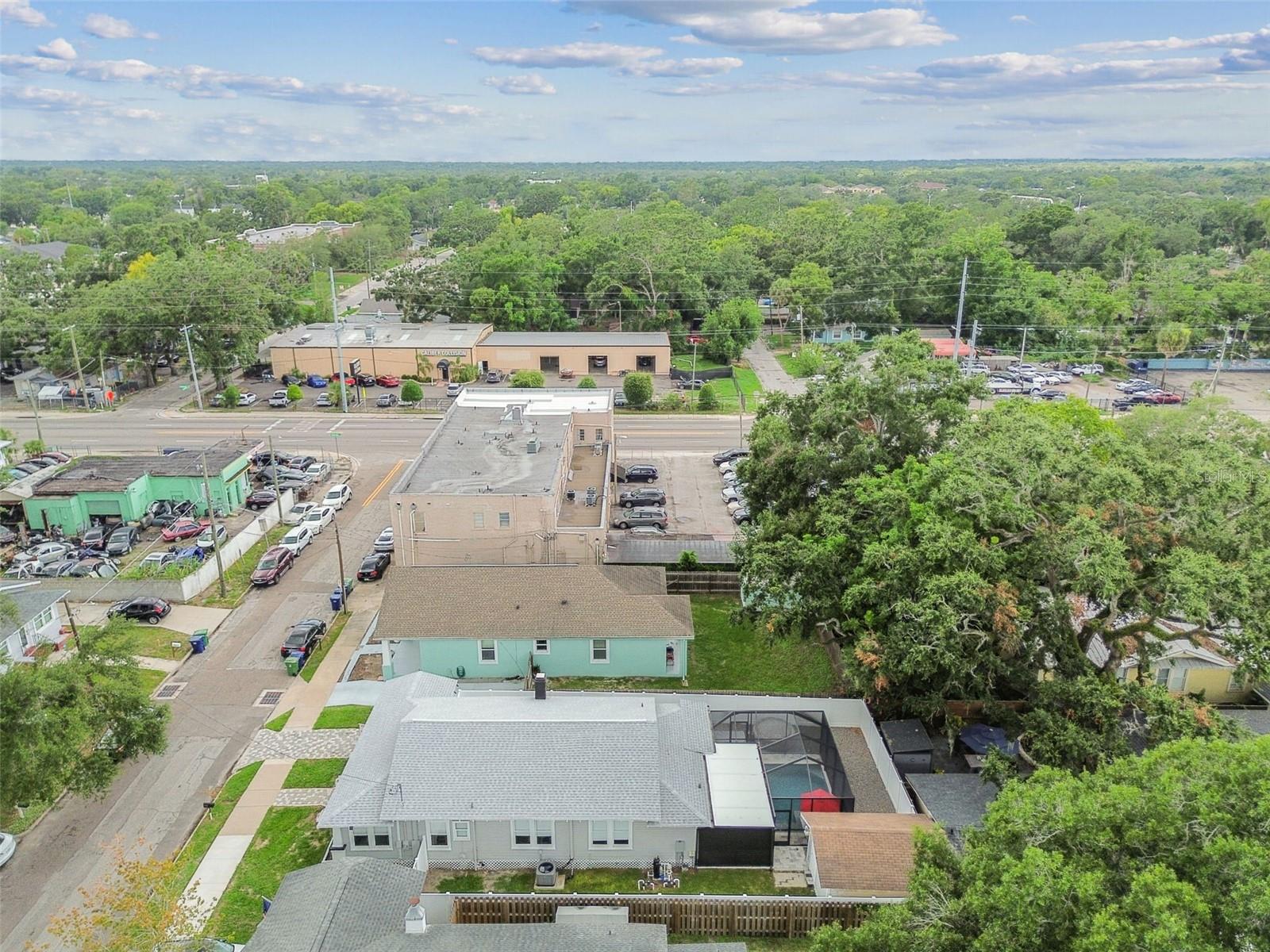 904 E HAMILTON AVE, TAMPA, FL, 33604